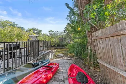 7425 Seagull Way, Tampa, FL 33635 - Photo 3
