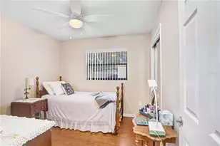 8509 Foxcroft Dr, Tampa, FL 33615 - Photo 15