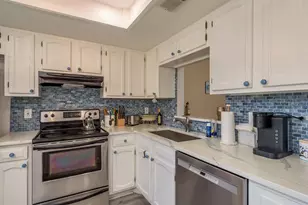 40 W Orange St, Tarpon Springs, FL 34689 - Photo 15