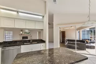 17338 Mediterranean Cir, Weeki Wachee, FL 34614 - Photo 19