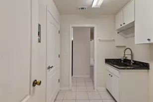 17338 Mediterranean Cir, Weeki Wachee, FL 34614 - Photo 35