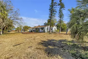 3701 26th St N, Saint Petersburg, FL 33713 - Photo 5