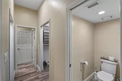 1362 E Lake Woodlands Parkway, Oldsmar, FL 34677 - Photo 17