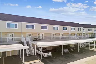 433 S Paula Dr, Dunedin, FL 34698 - Photo 3