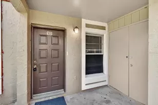 14319 Hanging Moss Cir, Tampa, FL 33613 - Photo 17