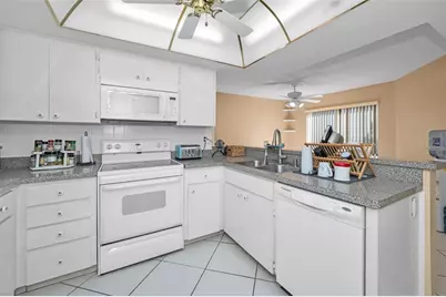 3118 Eagles Landing Circle W, Clearwater, FL 33761 - Photo 19