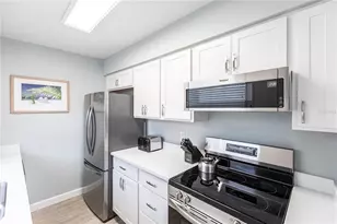 6020 Midnight Pass Rd, Sarasota, FL 34242 - Photo 9