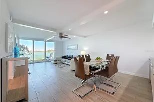 7560 Bay Island Dr S, South Pasadena, FL 33707 - Photo 11