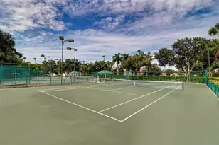 4635 Dolphin Cay Ln S, Saint Petersburg, FL 33711 - Photo 41