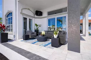 4635 Dolphin Cay Ln S, Saint Petersburg, FL 33711 - Photo 35