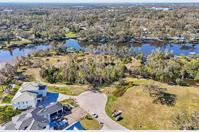 8353 Alafia Pointe Drive, Riverview, FL 33578 - Photo 7