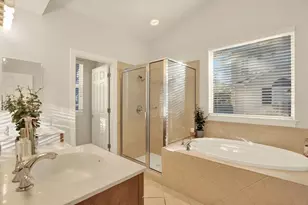 3511 Heards Ferry Dr, Tampa, FL 33618 - Photo 21