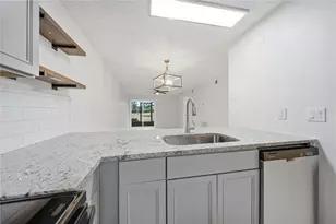 39132 County Road 54, Zephyrhills, FL 33542 - Photo 9