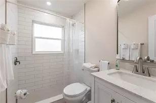 6020 Midnight Pass Rd, Sarasota, FL 34242 - Photo 11