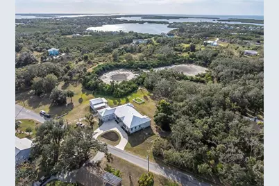 1605 Center Road, Terra Ceia, FL 34250 - Photo 7