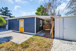 4933 Newton Ave S, Gulfport, FL 33707 - Photo 37