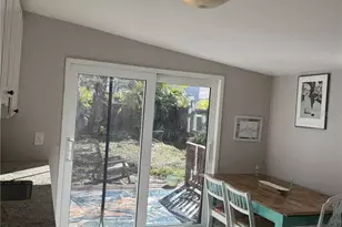 466 36th Ave N, Saint Petersburg, FL 33704 - Photo 11