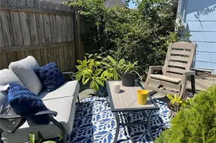 466 36th Ave N, Saint Petersburg, FL 33704 - Photo 5