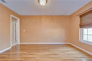 11718 Spanish Lake Dr, Tampa, FL 33635 - Photo 7