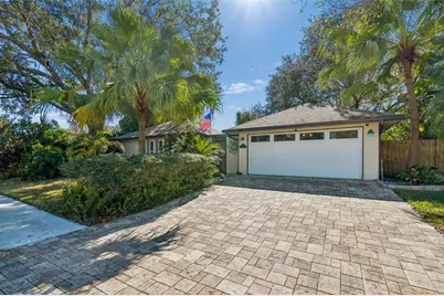 4110 W Bank Avenue, Tampa, FL 33624 - Photo 1