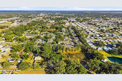 37548 Daliha Terrace, Zephyrhills, FL 33542 - Photo 3