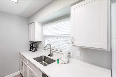 6020 Midnight Pass Road #10, Sarasota, FL 34242 - Photo 9