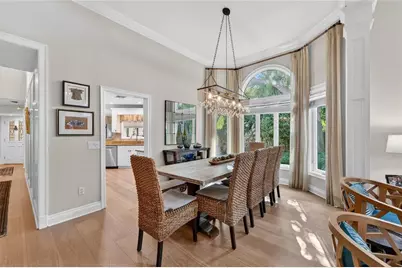 1105 Flores De Avila, Tampa, FL 33613 - Photo 5