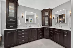 1105 Flores De Avila, Tampa, FL 33613 - Photo 29