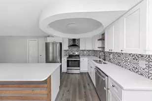 1920 N Highland Ave, Clearwater, FL 33755 - Photo 3