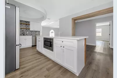 1920 N Highland Avenue, Clearwater, FL 33755 - Photo 5