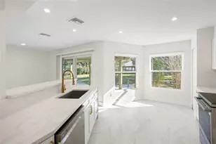 1801 Laurence Ct, Clearwater, FL 33764 - Photo 15