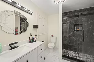 2910 W Burke St, Tampa, FL 33614 - Photo 17