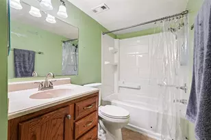 303 Tarpon Point, Tarpon Springs, FL 34689 - Photo 13