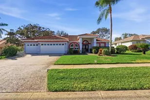 716 Woodmont Dr, Tarpon Springs, FL 34689 - Photo 3