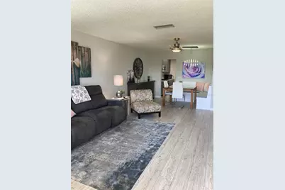 5725 80th Street N #404, Saint Petersburg, FL 33709 - Photo 3