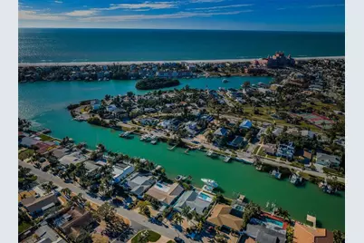 2910 Alton Drive, Saint Pete Beach, FL 33706 - Photo 81