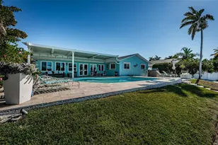 2910 Alton Dr, Saint Pete Beach, FL 33706 - Photo 73