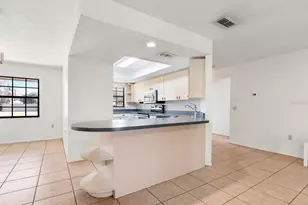 2602 Savannah Dr, Plant City, FL 33563 - Photo 7