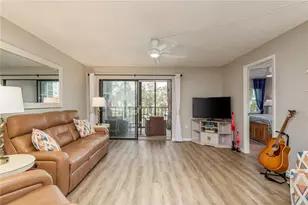 19029 US Hwy 19 N, Clearwater, FL 33764 - Photo 13