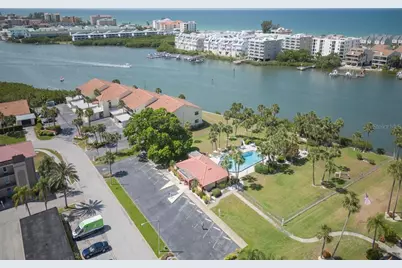 10216 Regal Drive #502, Largo, FL 33774 - Photo 5