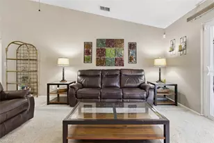 12041 68th St, Largo, FL 33773 - Photo 9