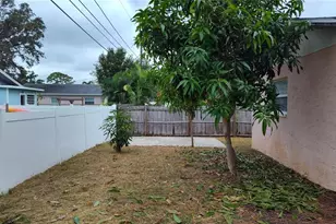 1762 Nevada Ave NE, Saint Petersburg, FL 33703 - Photo 7