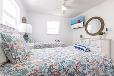 6020 Midnight Pass Road #7, Sarasota, FL 34242 - Photo 17