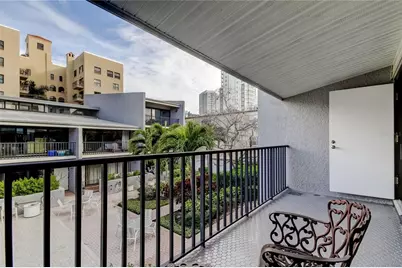 301 2nd Street N #10, Saint Petersburg, FL 33701 - Photo 49