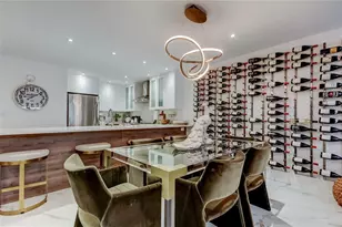 301 2nd St N, Saint Petersburg, FL 33701 - Photo 7