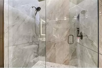 301 2nd Street N #10, Saint Petersburg, FL 33701 - Photo 25