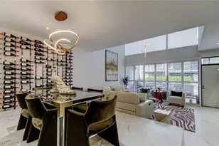 301 2nd St N, Saint Petersburg, FL 33701 - Photo 5