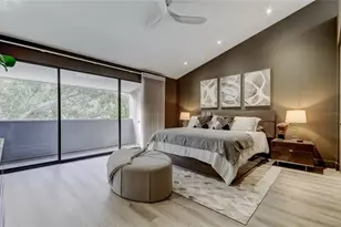 301 2nd St N, Saint Petersburg, FL 33701 - Photo 19