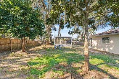 815 Shangri La Drive, Seffner, FL 33584 - Photo 37