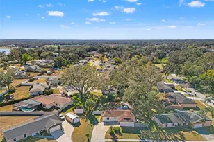 815 Shangri La Dr, Seffner, FL 33584 - Photo 39